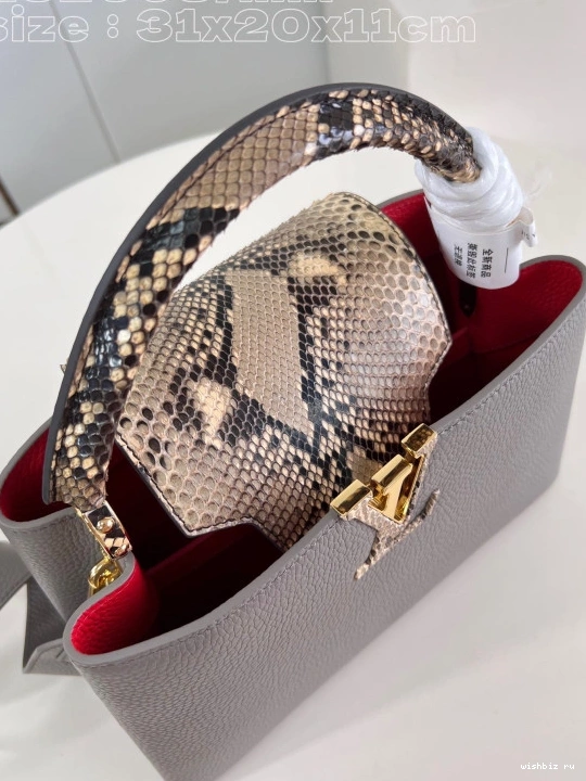 WIS LOUIS BB-31.5*20*11CM CAPUCINES VUITTON 0716